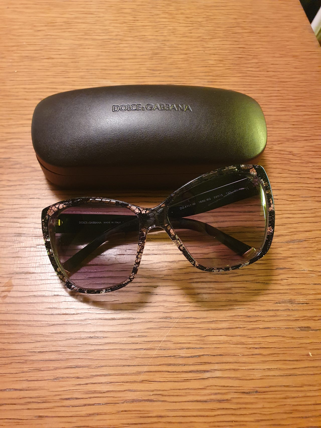 Dolce & Gabbana DG4111-M naisten aurinkolasit