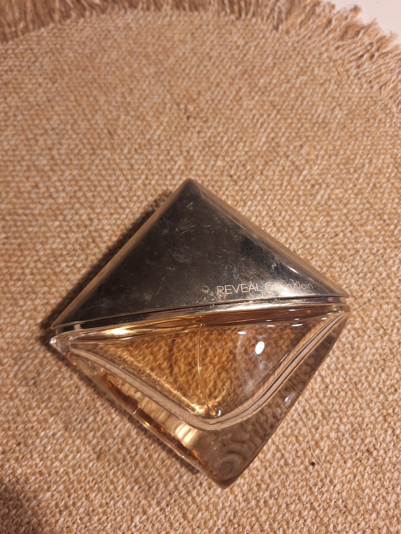 Calvin Klein Reveal EdP hajuvesi