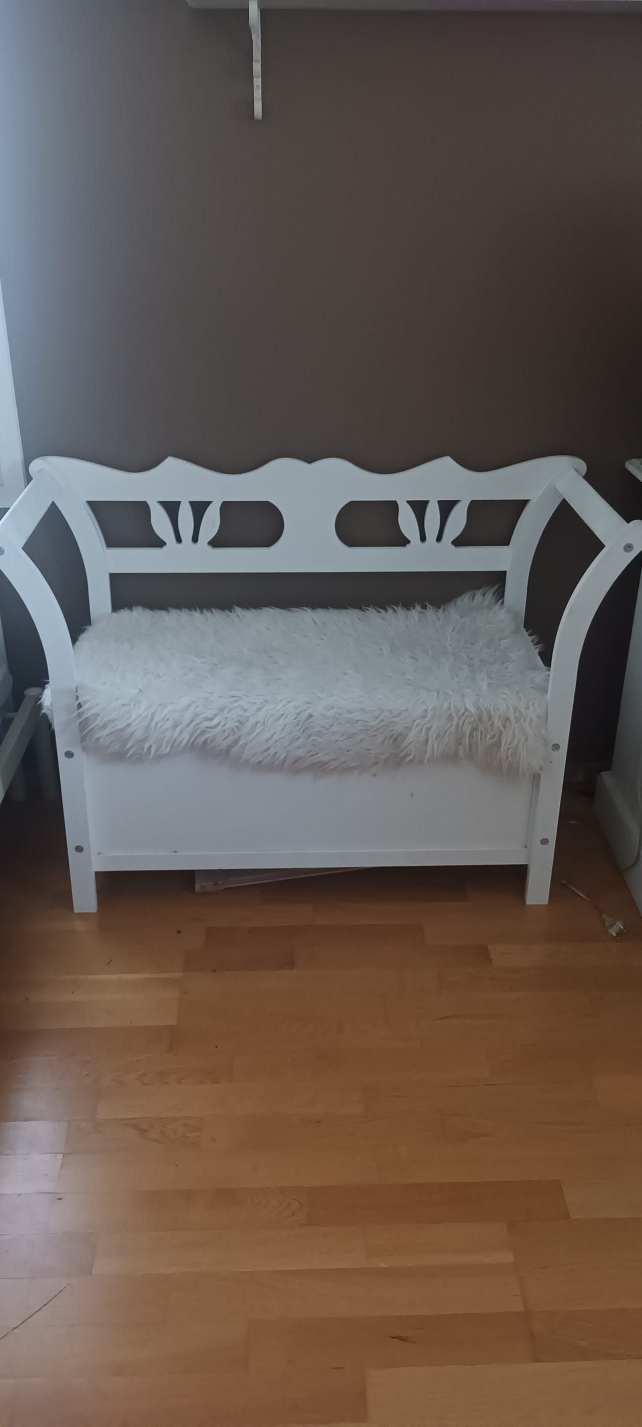 Säilytyspenkki