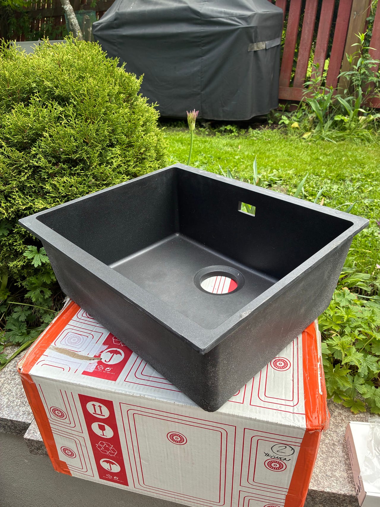 Blanco keittiöallas 530x460 mm musta