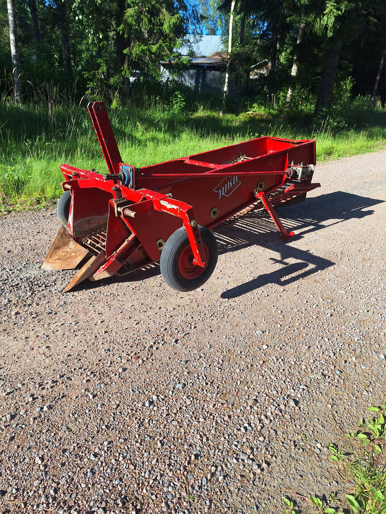 Pikkujuko perunannostokone