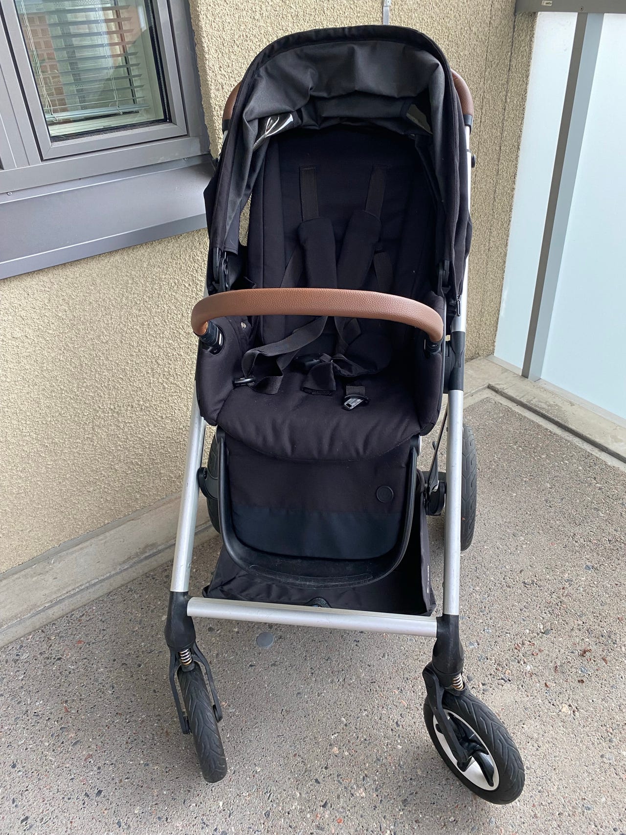 Cybex lastenrattaat musta