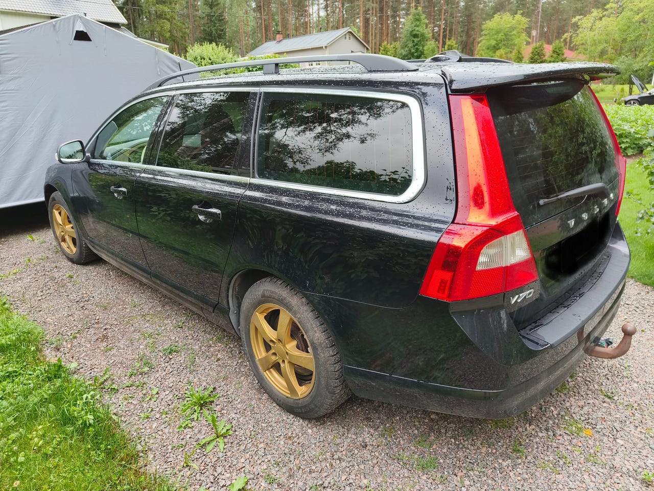 Volvo V70 MK3 takaspoileri