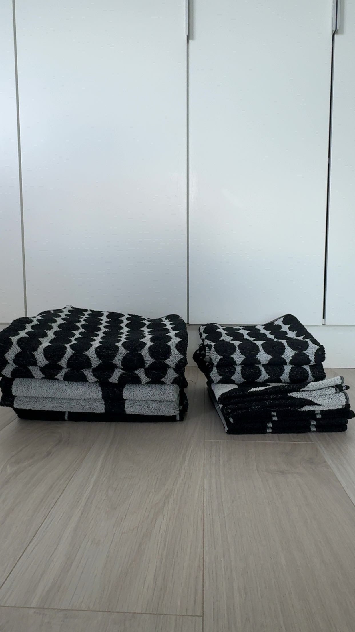 Marimekko pyyhkeitä