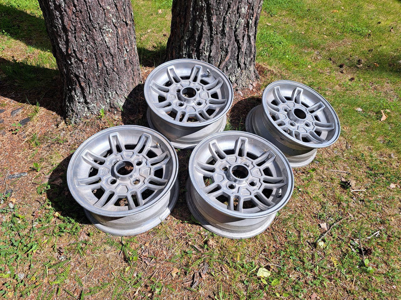 Ford 76EBDB aluvanteet 4kpl