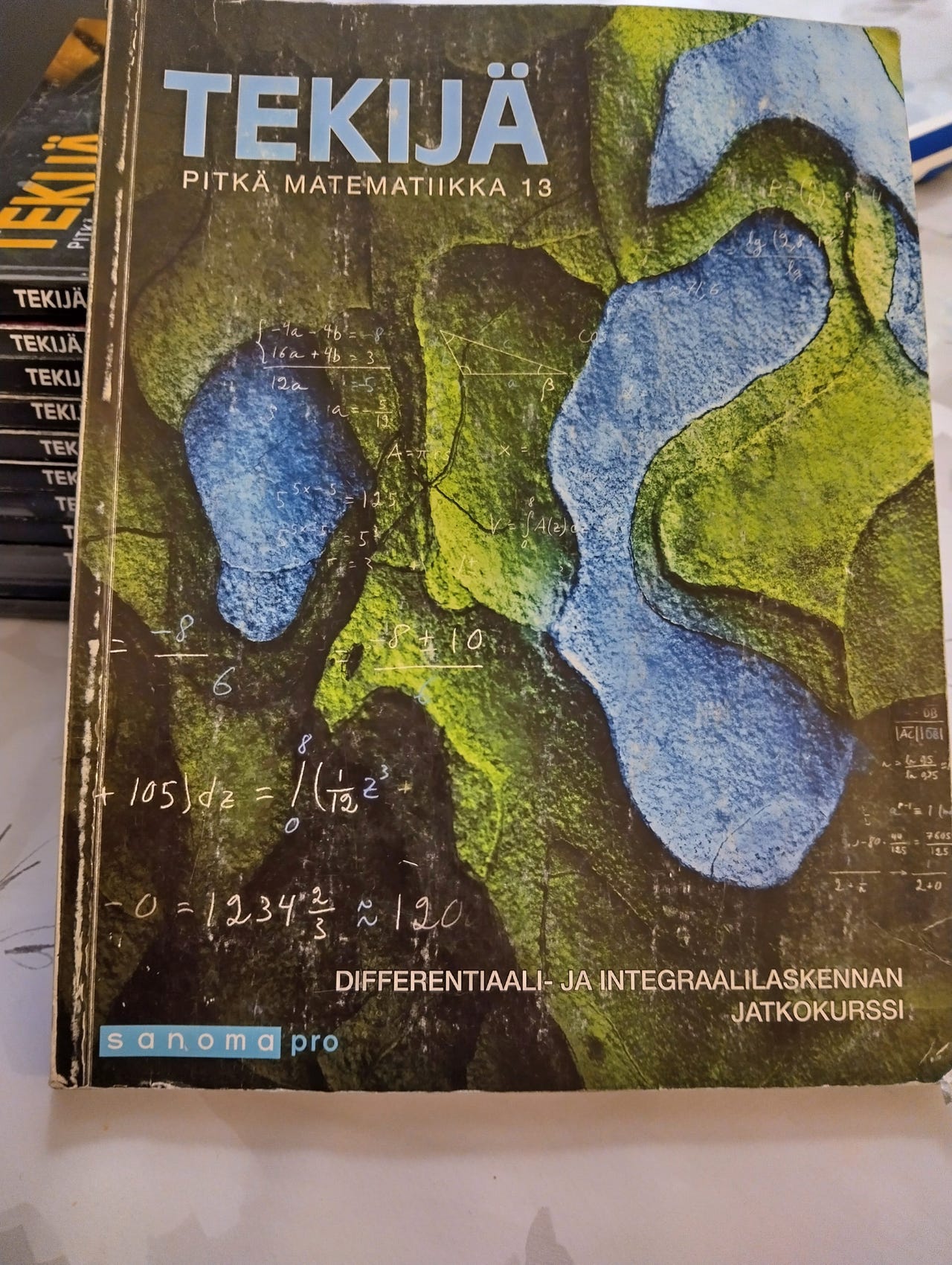 Tekijä, pitkä matematiikka 13, differentiaali- ja integraalilaske