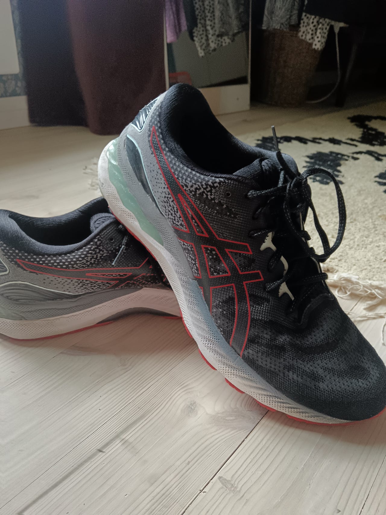 Asics Gel-Nimbus 23 juoksukengät koko 48