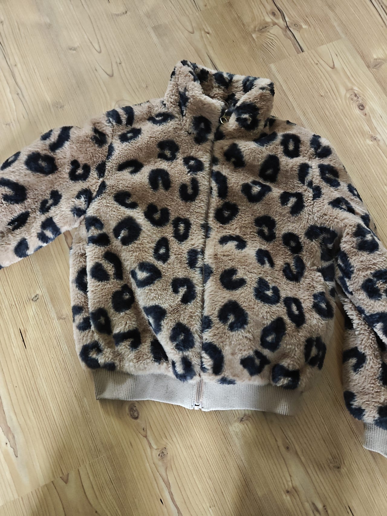 H&M karvatakki koko 164