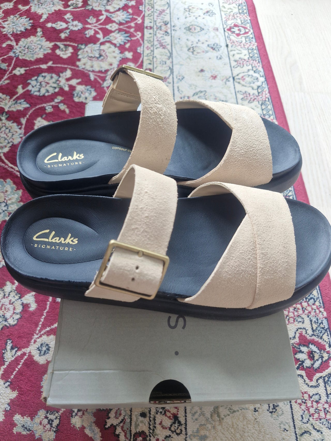 Clarks nahkaiset sandaalit