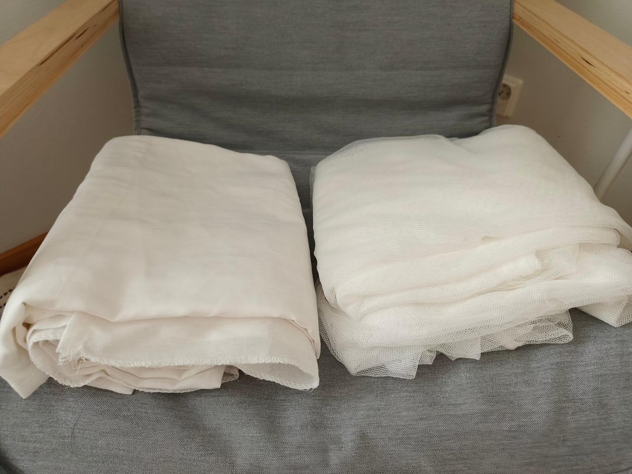 IKEA valkoiset verhot 4kpl