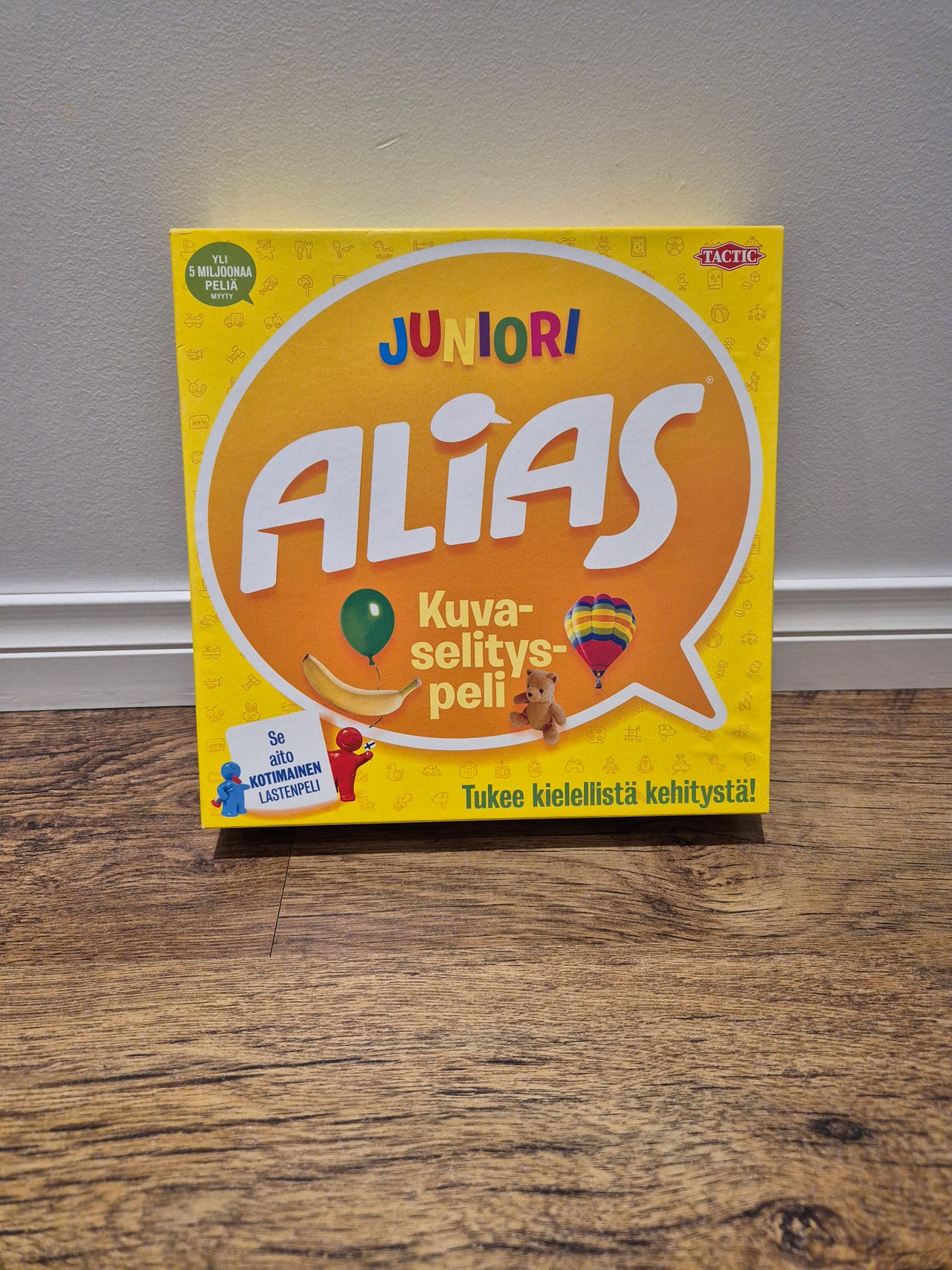 Tactic Junior Alias kuvaselityspeli