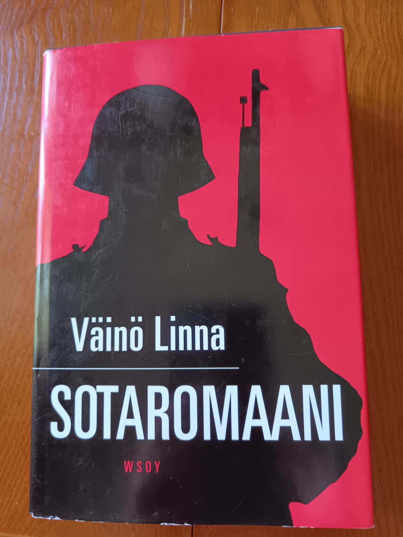 Sotaromaani