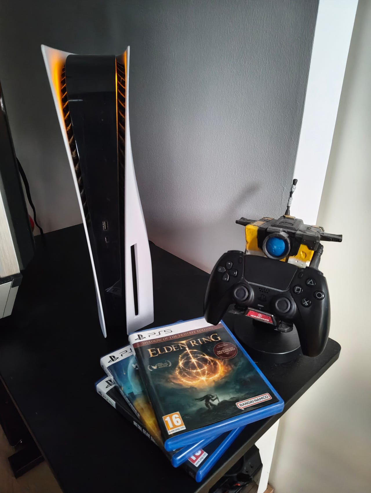 Sony PlayStation 5 levyasemallinen +pelejä