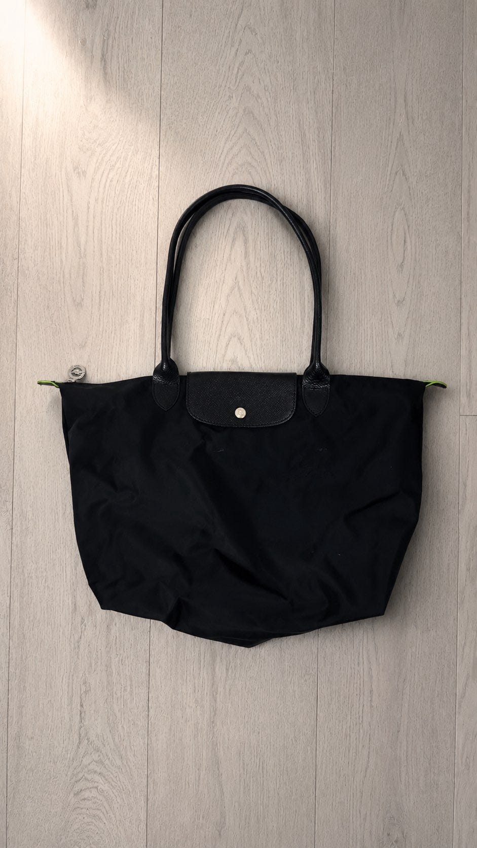 Longchamp Le Pliage, Musta laukku L koko.