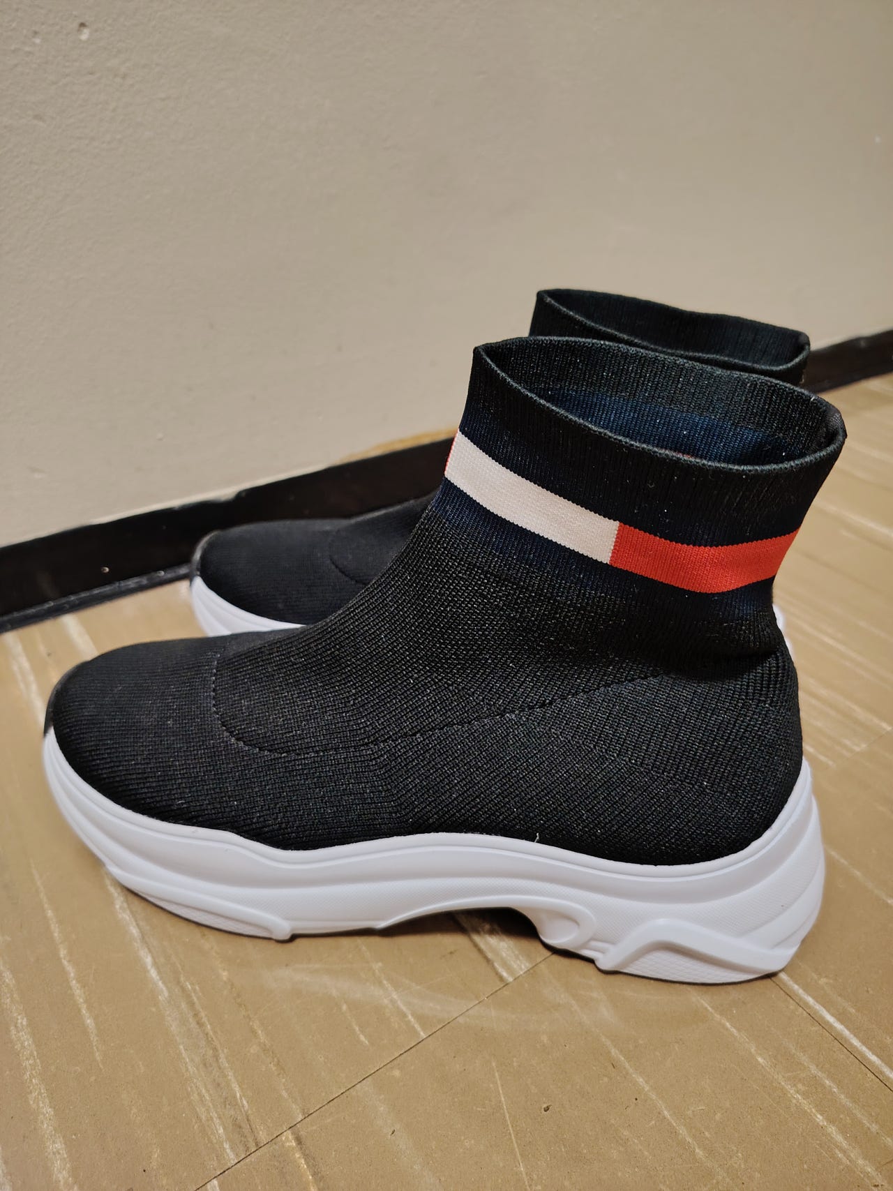 Tommy hilfiger kengät uudet