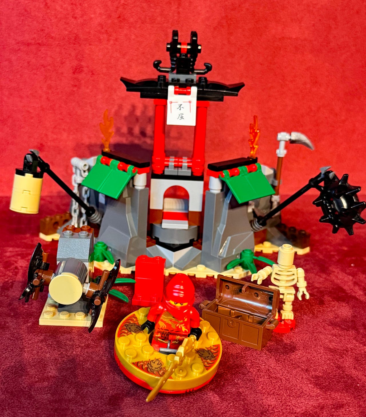 Lego Ninjago 2254 Mountain Shrine