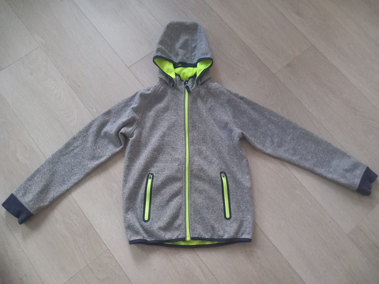 Softshell takki 152cm