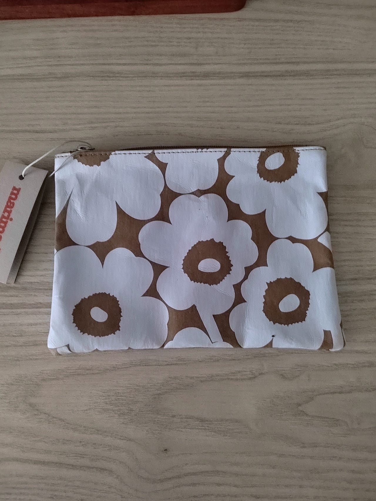 Marimekko Unikko pussukka ruskea-valkoinen