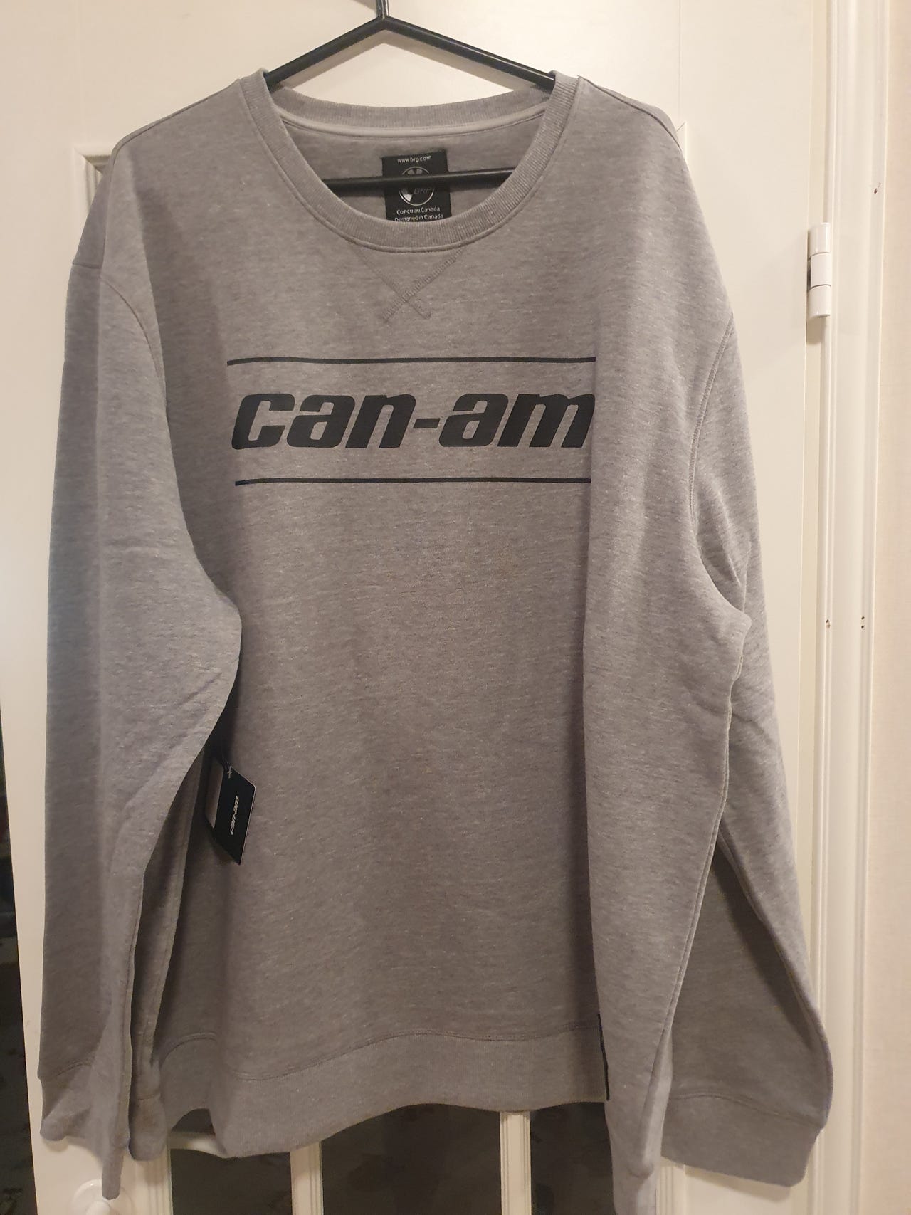can-am collegepaita ja t-paita