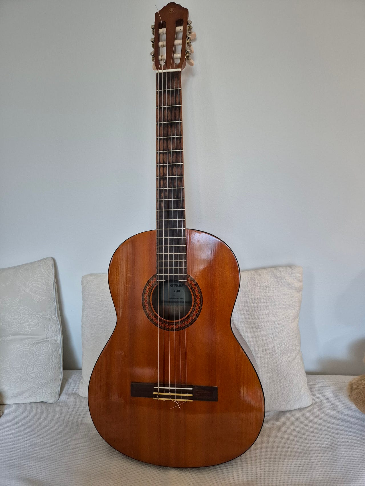 Yamaha C40 klassinen kitara