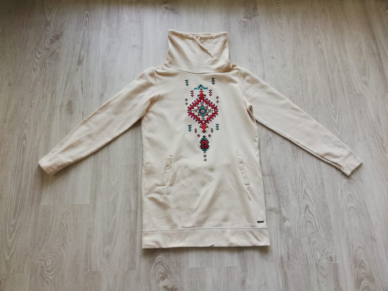 Billabong naisten pitkä collegepaita/-mekko koko S/M