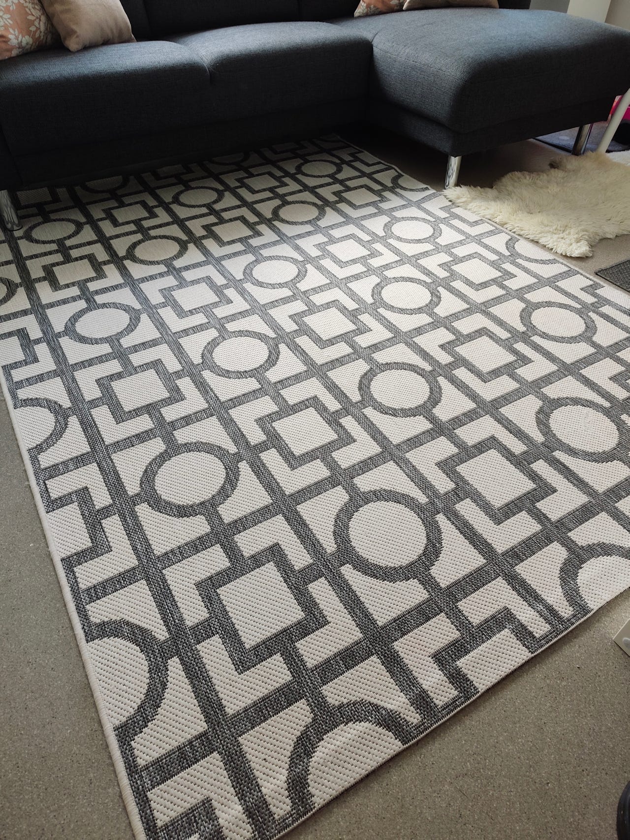 Asko Dali matto 160x220 cm (sopii myös ulkokäyttöön)