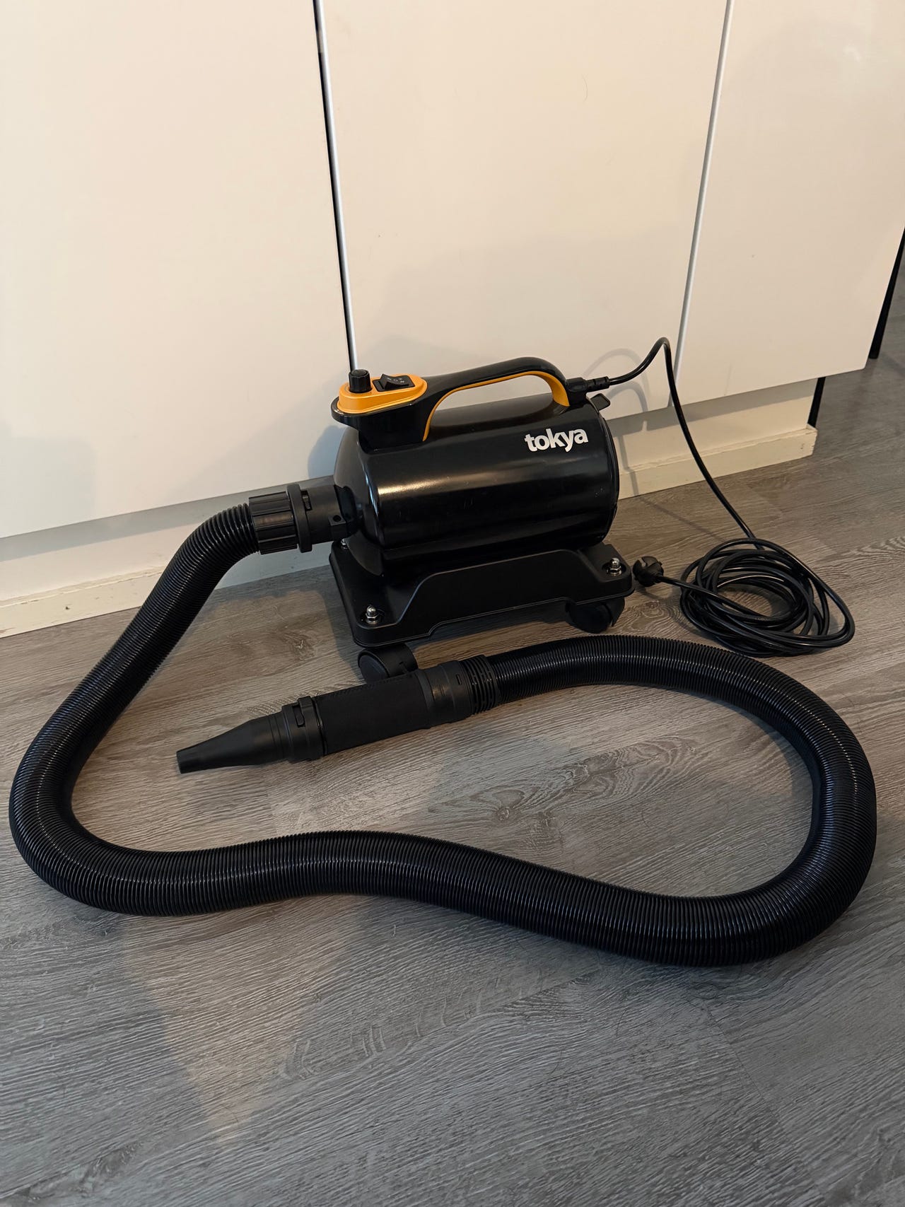 Tokya AD-28 Autonkuivauspuhallin