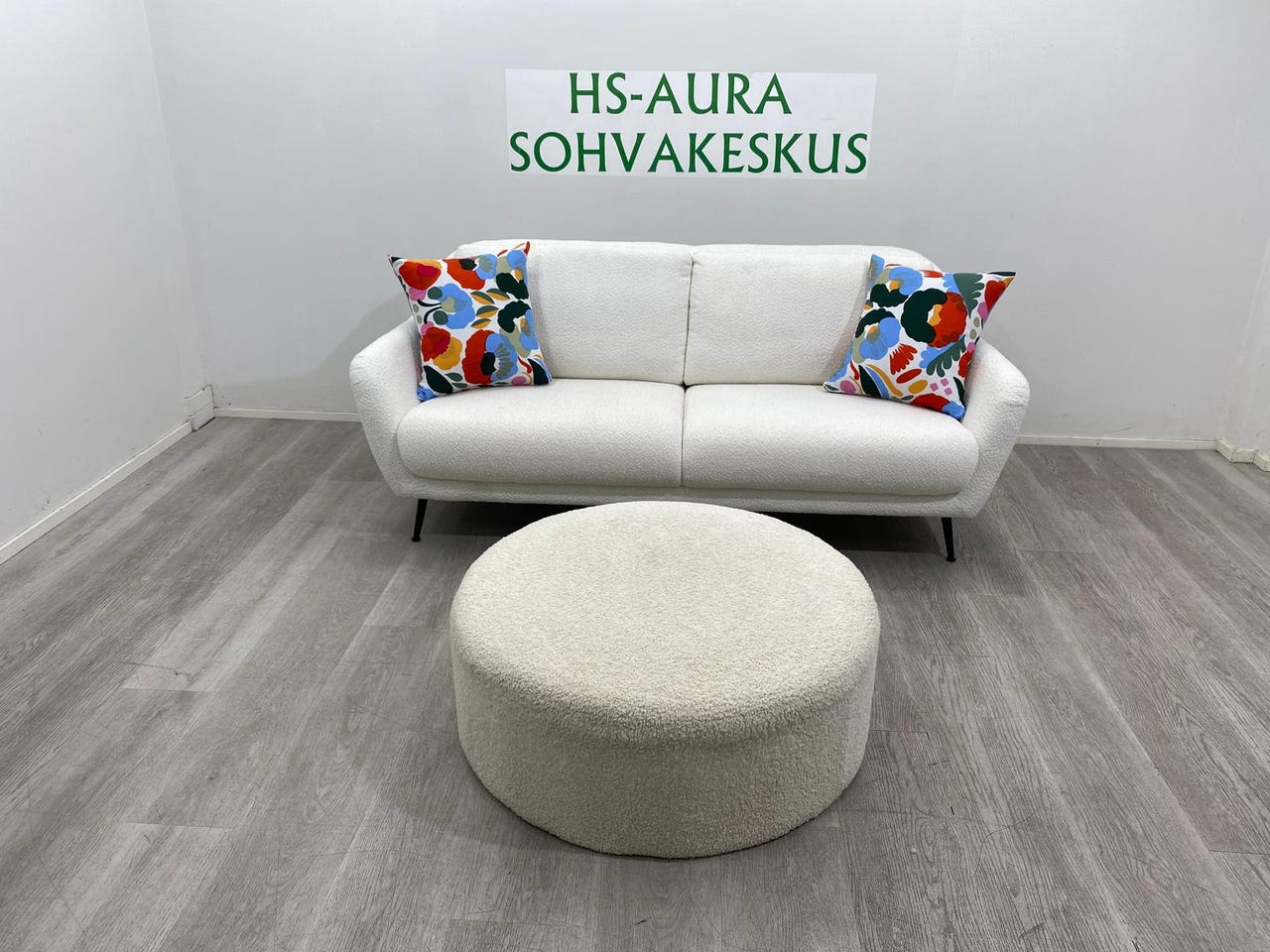 3 Istuttava Sohva + Rahi – Ilmainen Toimitus