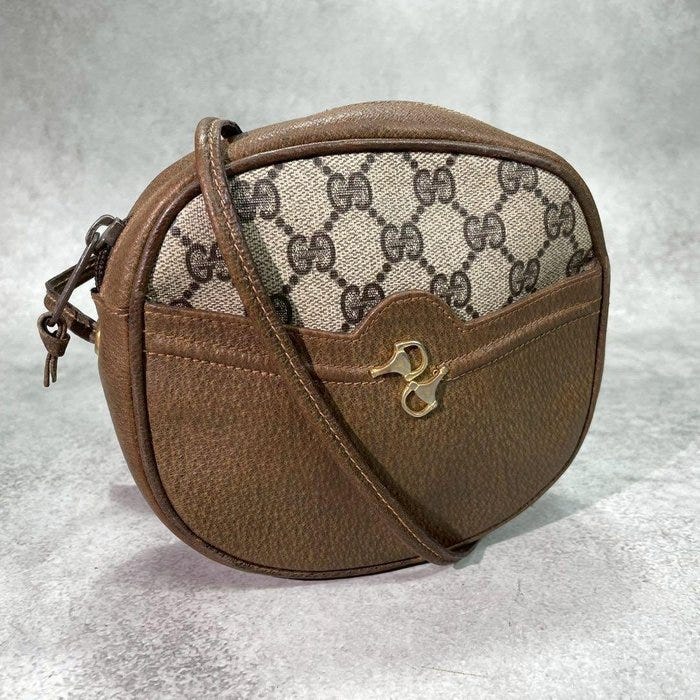 Gucci - GG Pattern. Gold Hardware - Olkalaukku