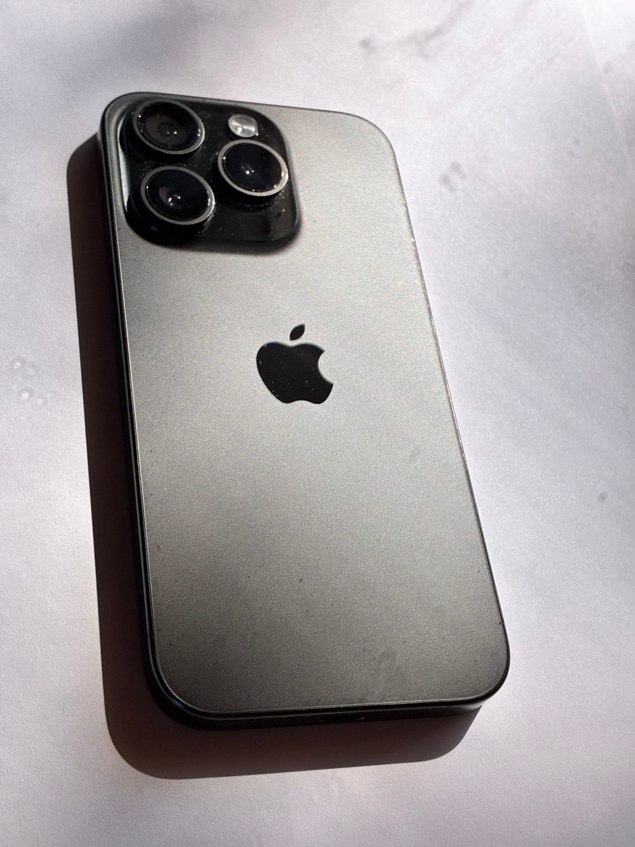 Apple iPhone 15 Pro älypuhelin 128 GB musta