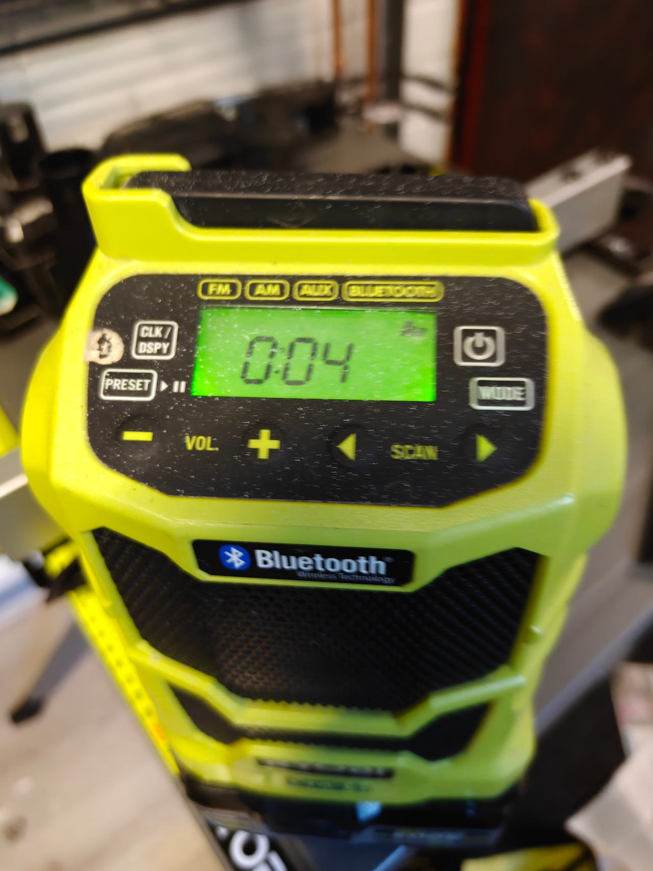 Ryobi työmaa radio R18R
