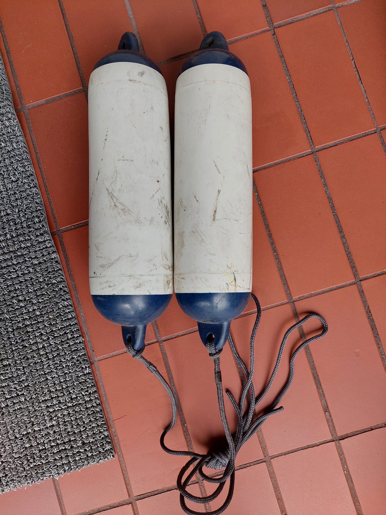 Veneen fendarit / törmäyssuojat 2 kpl