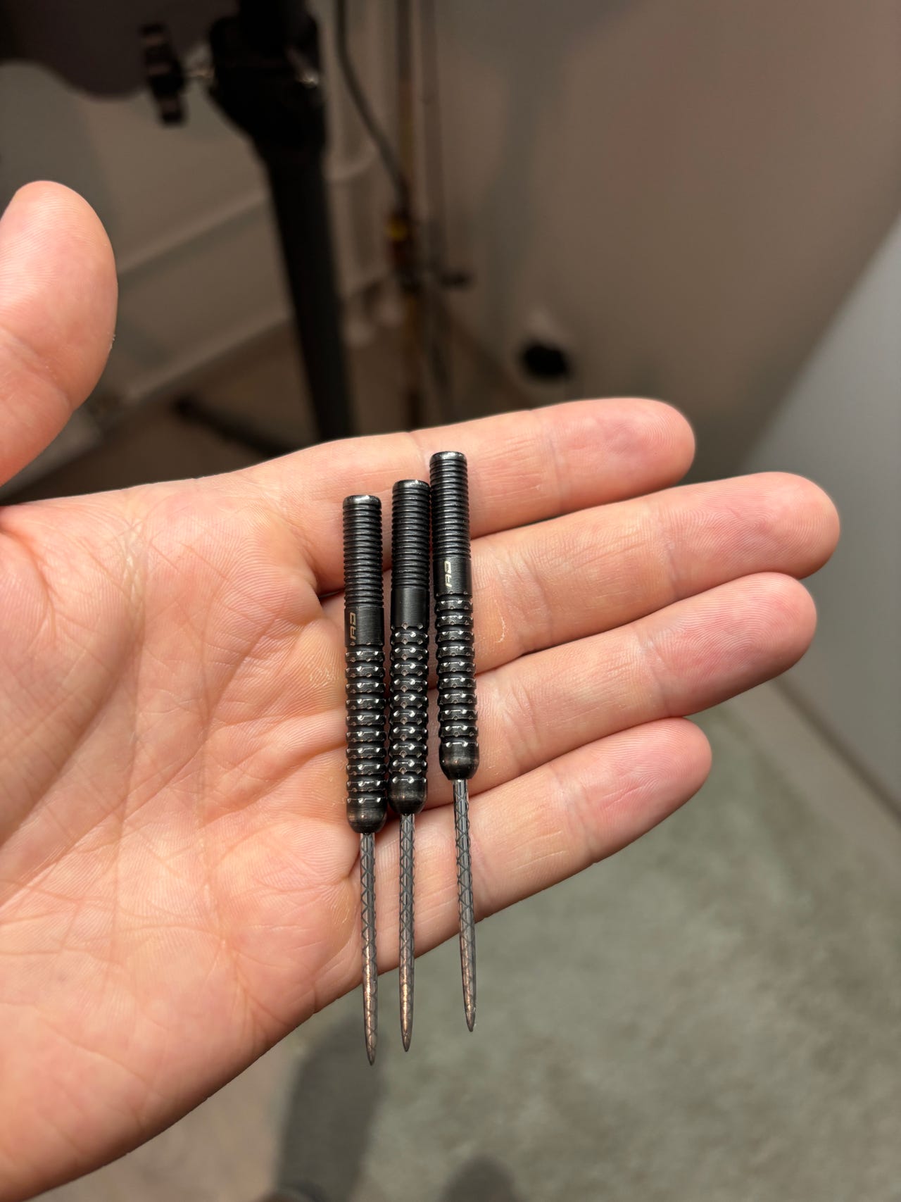 Bullhitters V1 darts, 23g 90% tungsten