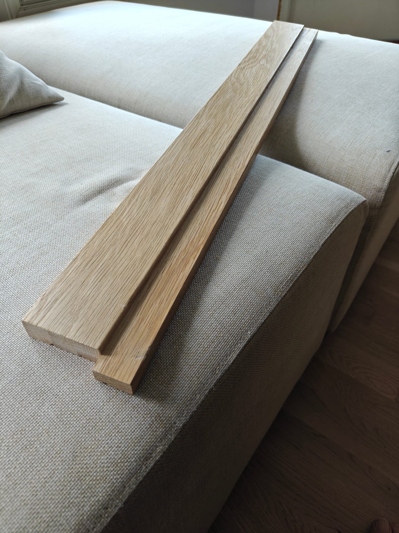 Tammi lakattu kynnyslista 92x22/29 M9