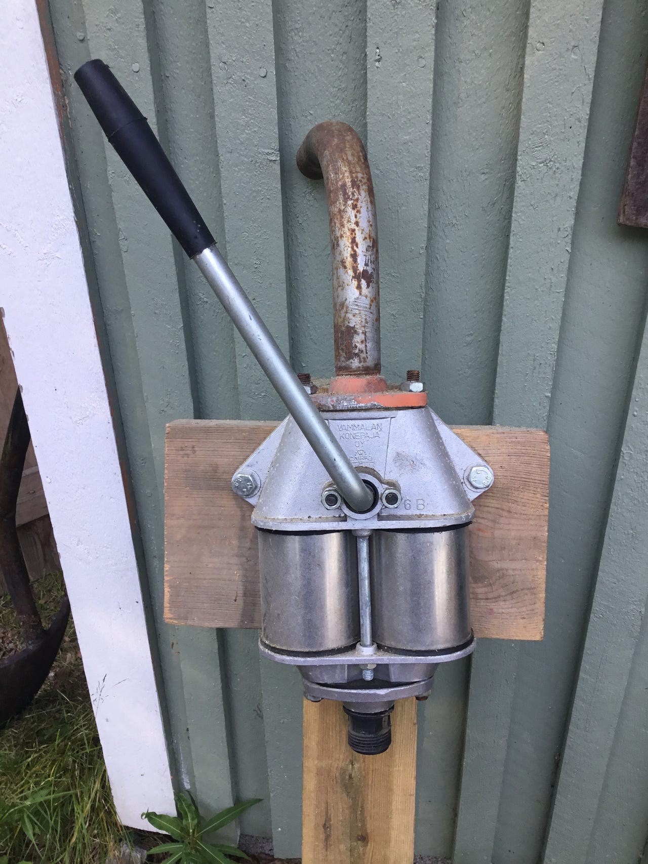Käsipumppu