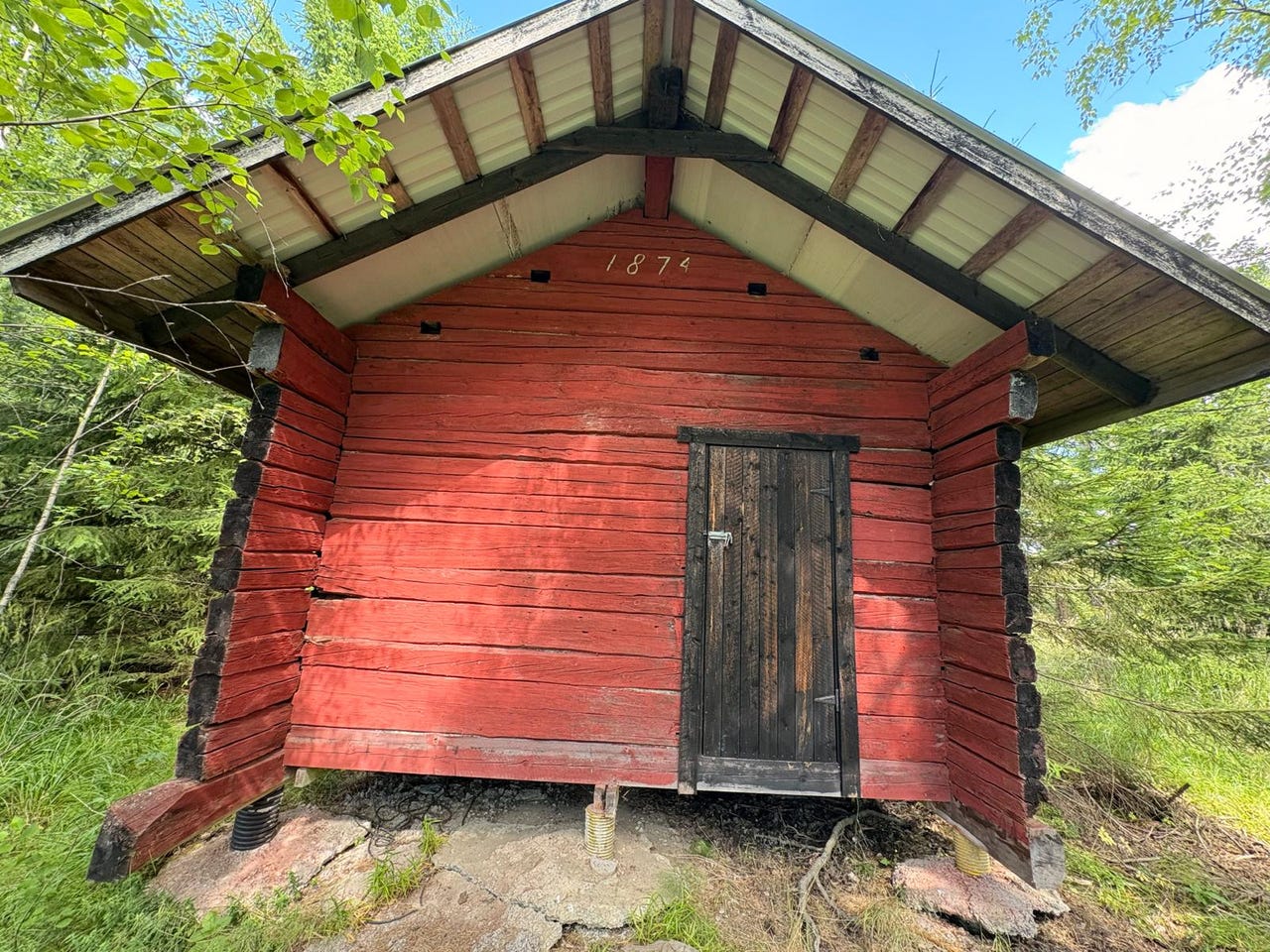 Hirsimökki