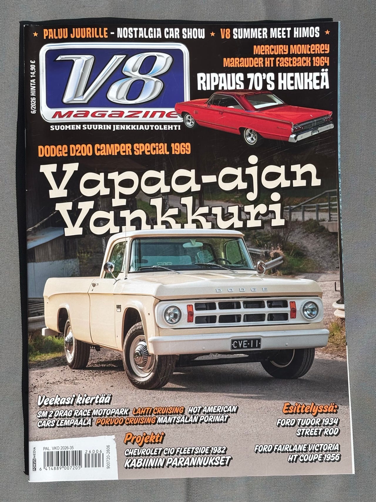V8 Magazine lehti 06/26