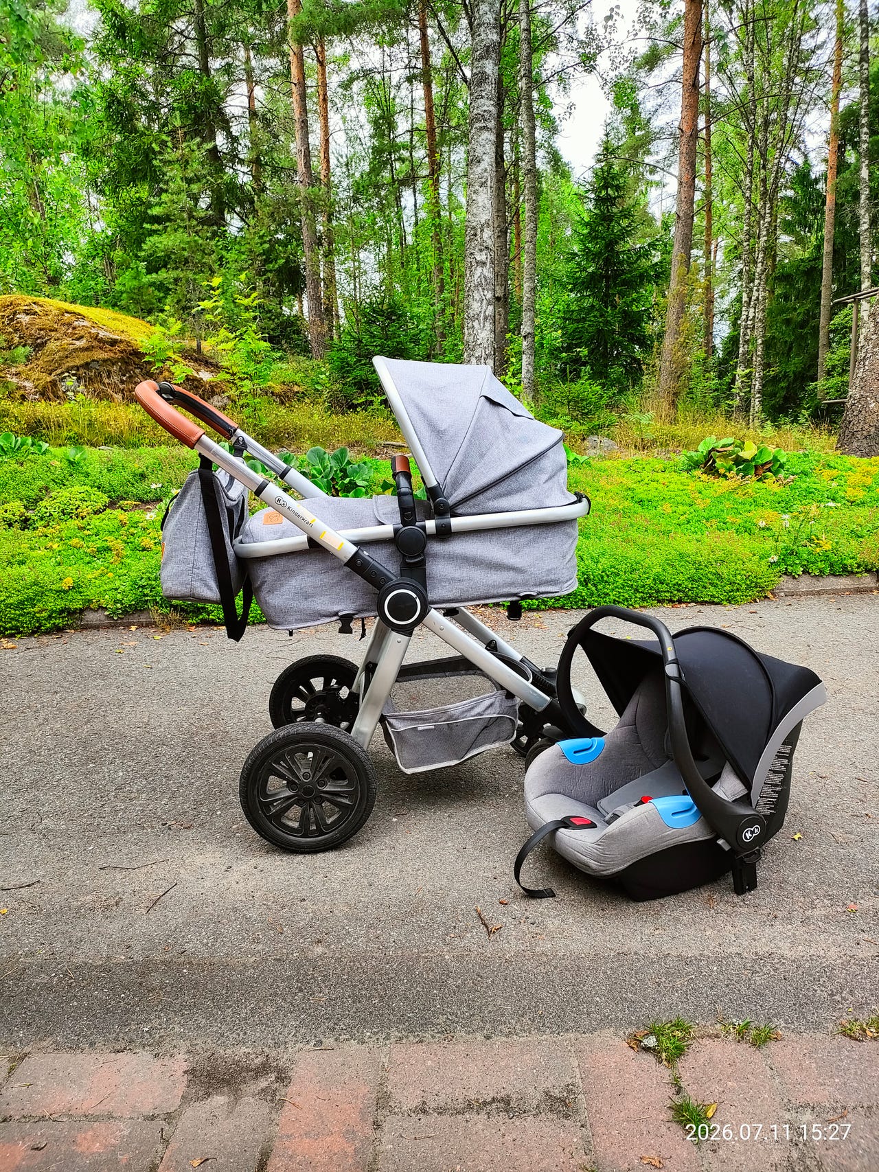 Kinderkraft VEO 3 in 1 yhdistelmävaunut