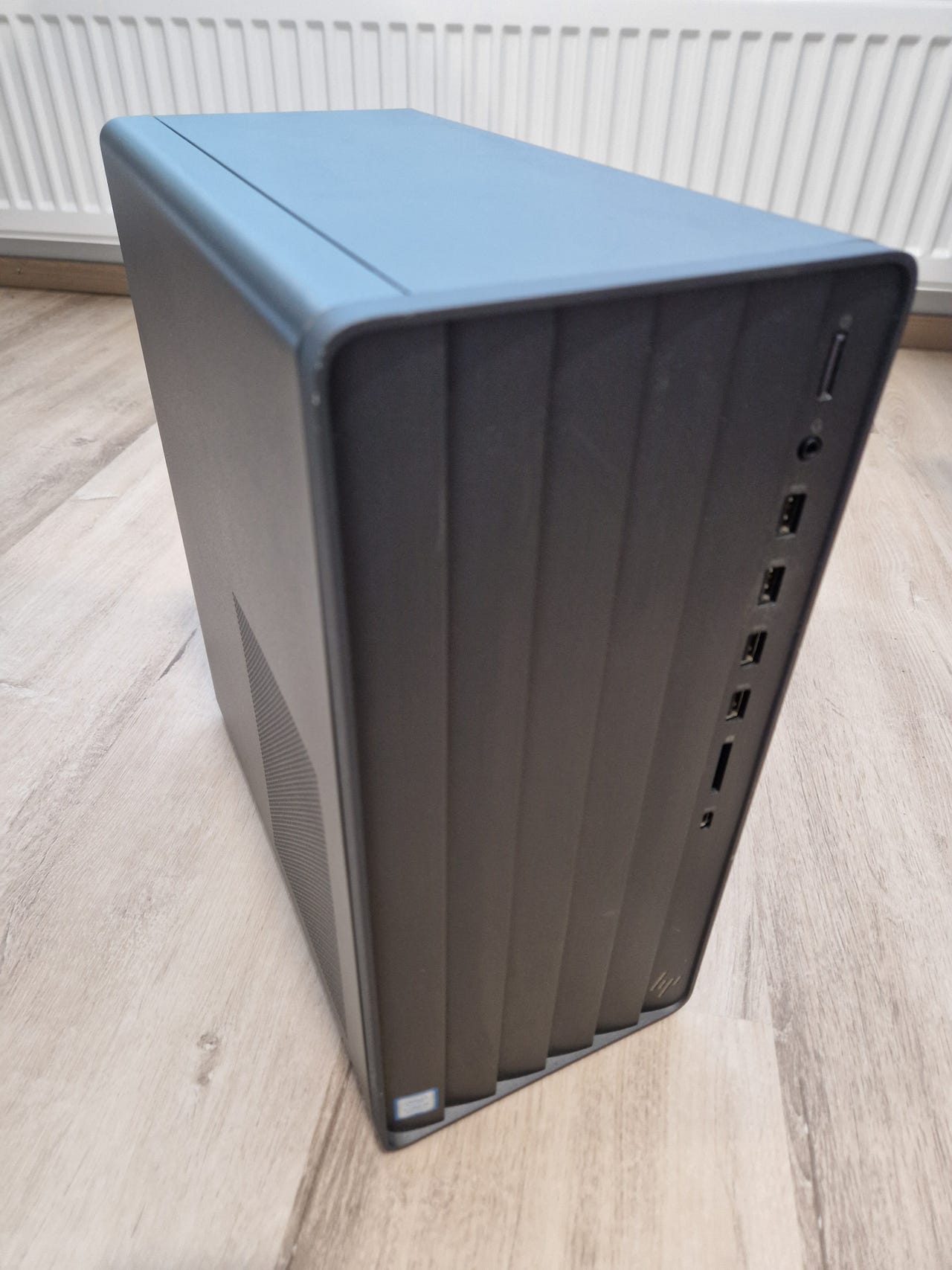 HP pöytäkone (i5-9400F, GTX 1660, 8 GB DDR4, 512 GB NVMe SSD)