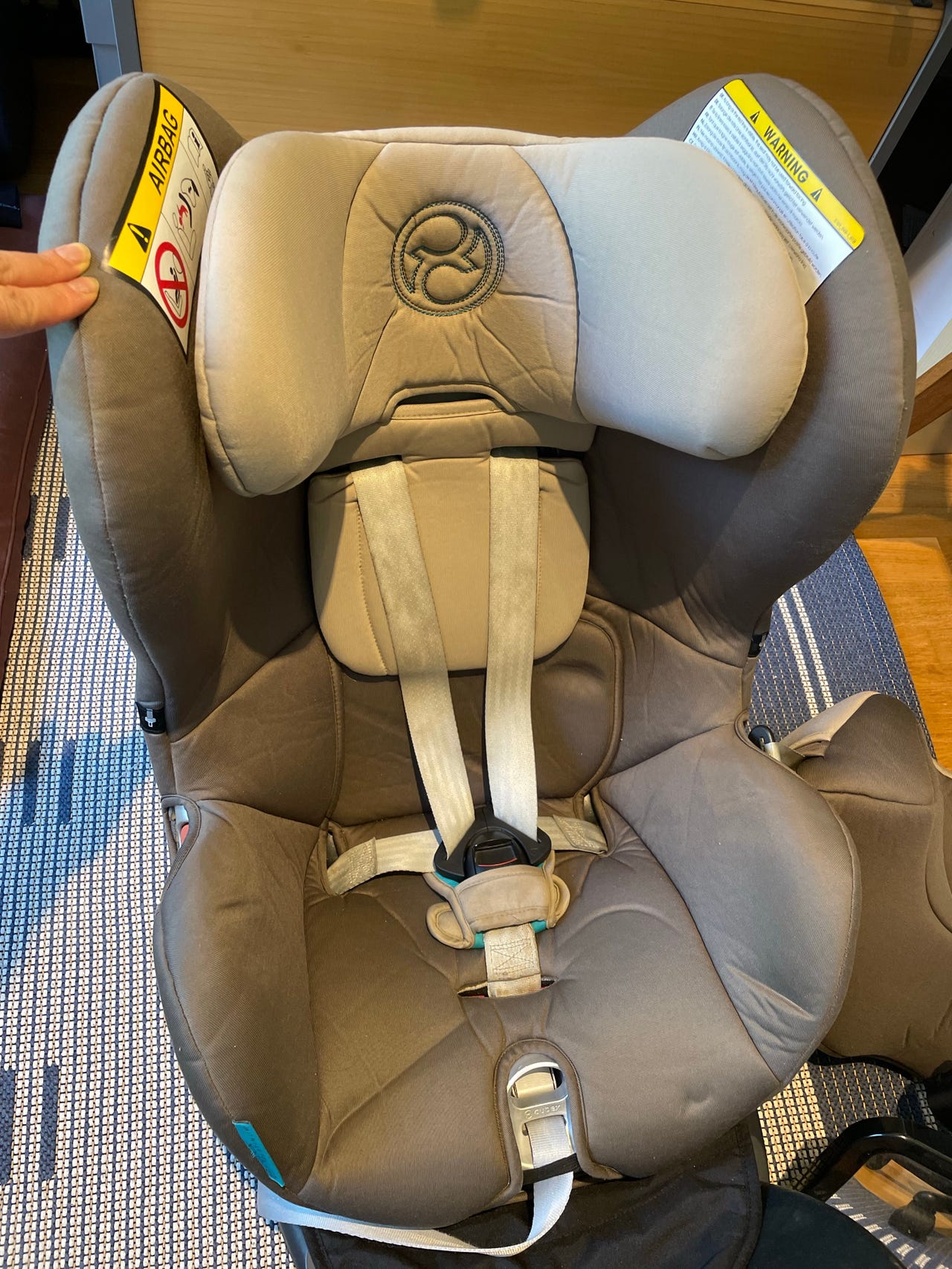 Cybex turvaistuin beige/taupe 18 kg harmaa