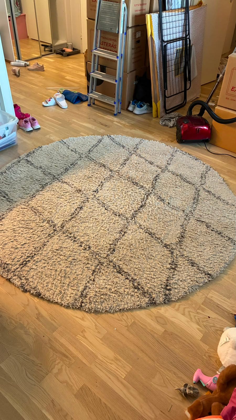 Annetaan Pyöreä matto 200 cm