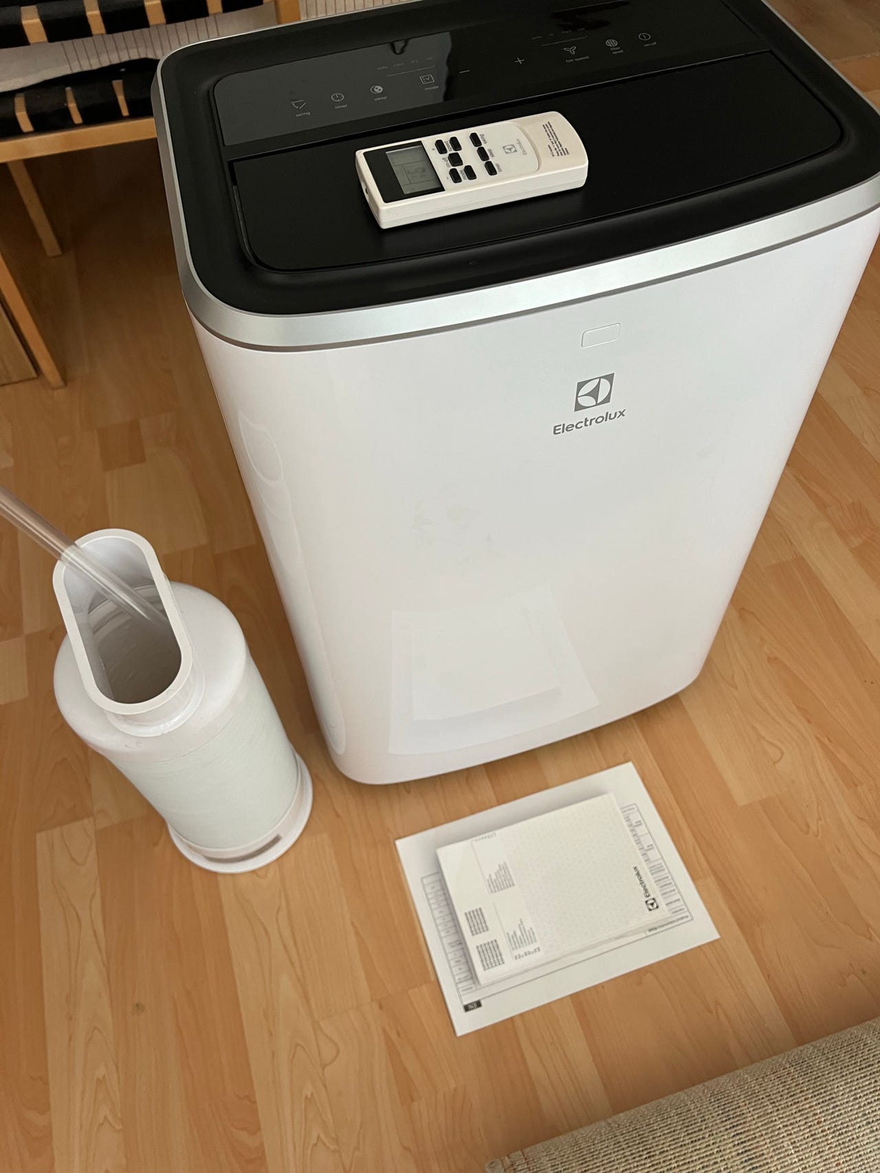 Electrolux siirrettävä ilmastointilaite ChillFlex Pro EXP26U338CW