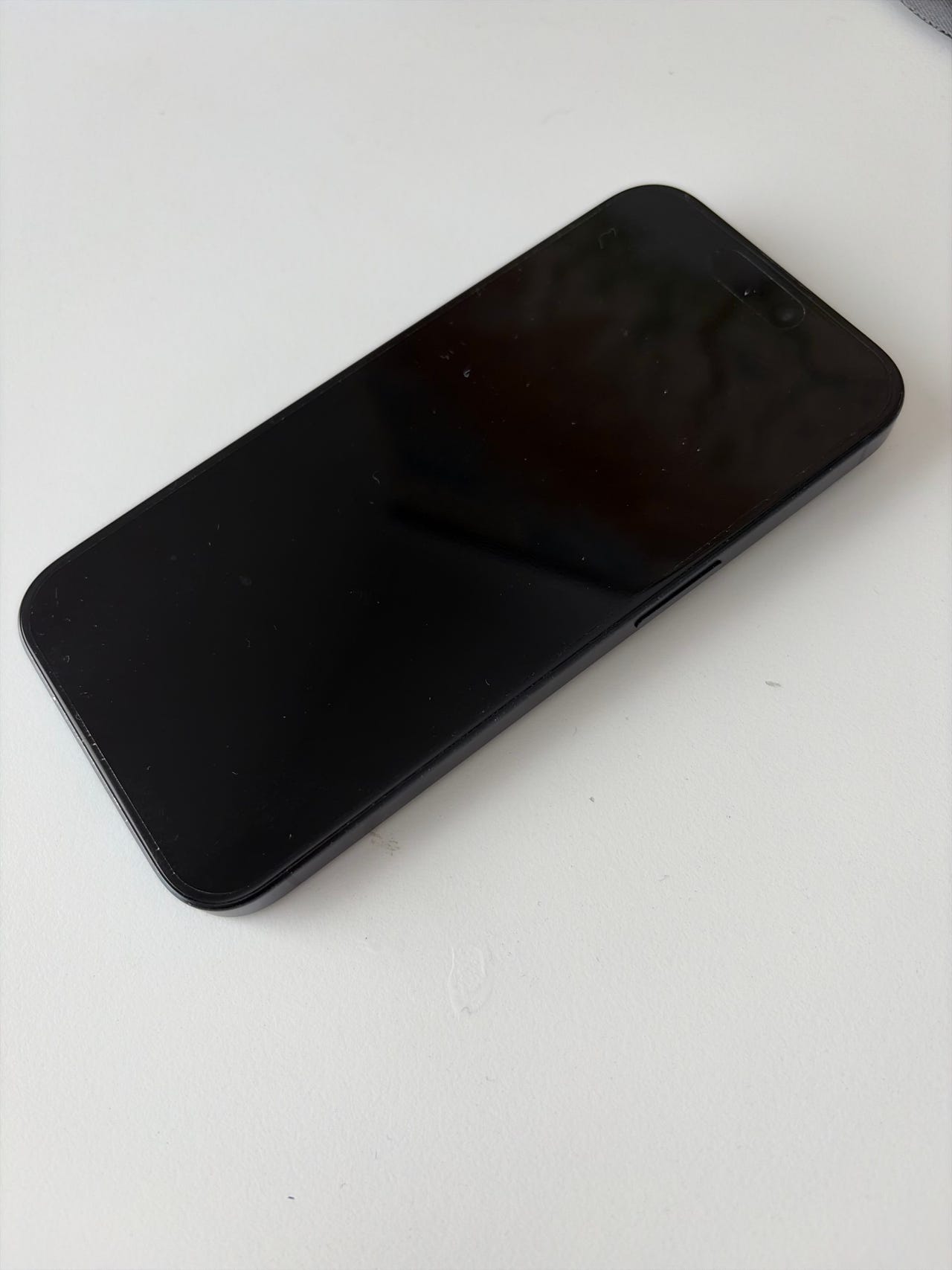 Apple iPhone 15 Pro älypuhelin 128 GB tummansininen