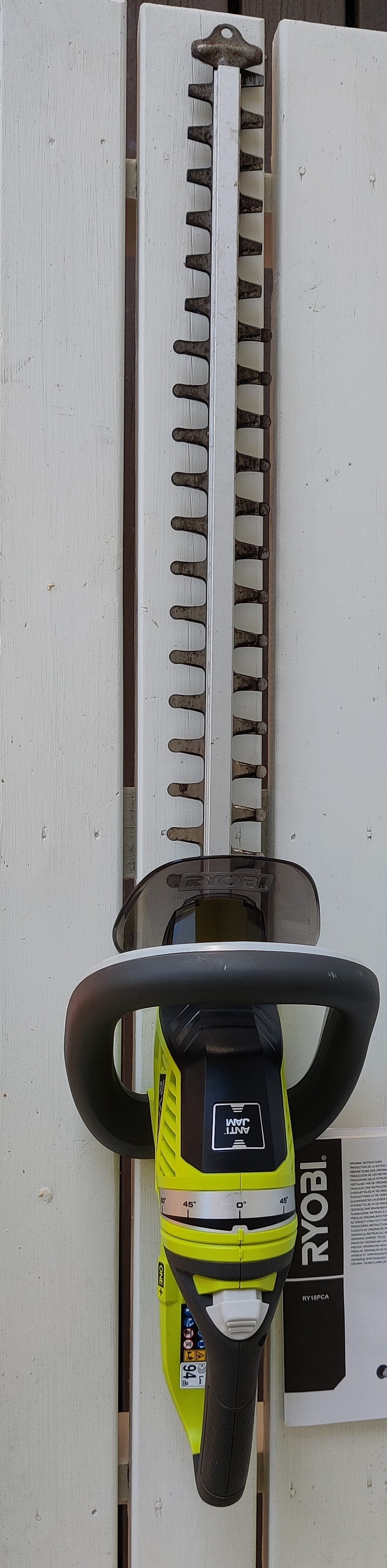 Ryobi akkupensasleikkuri