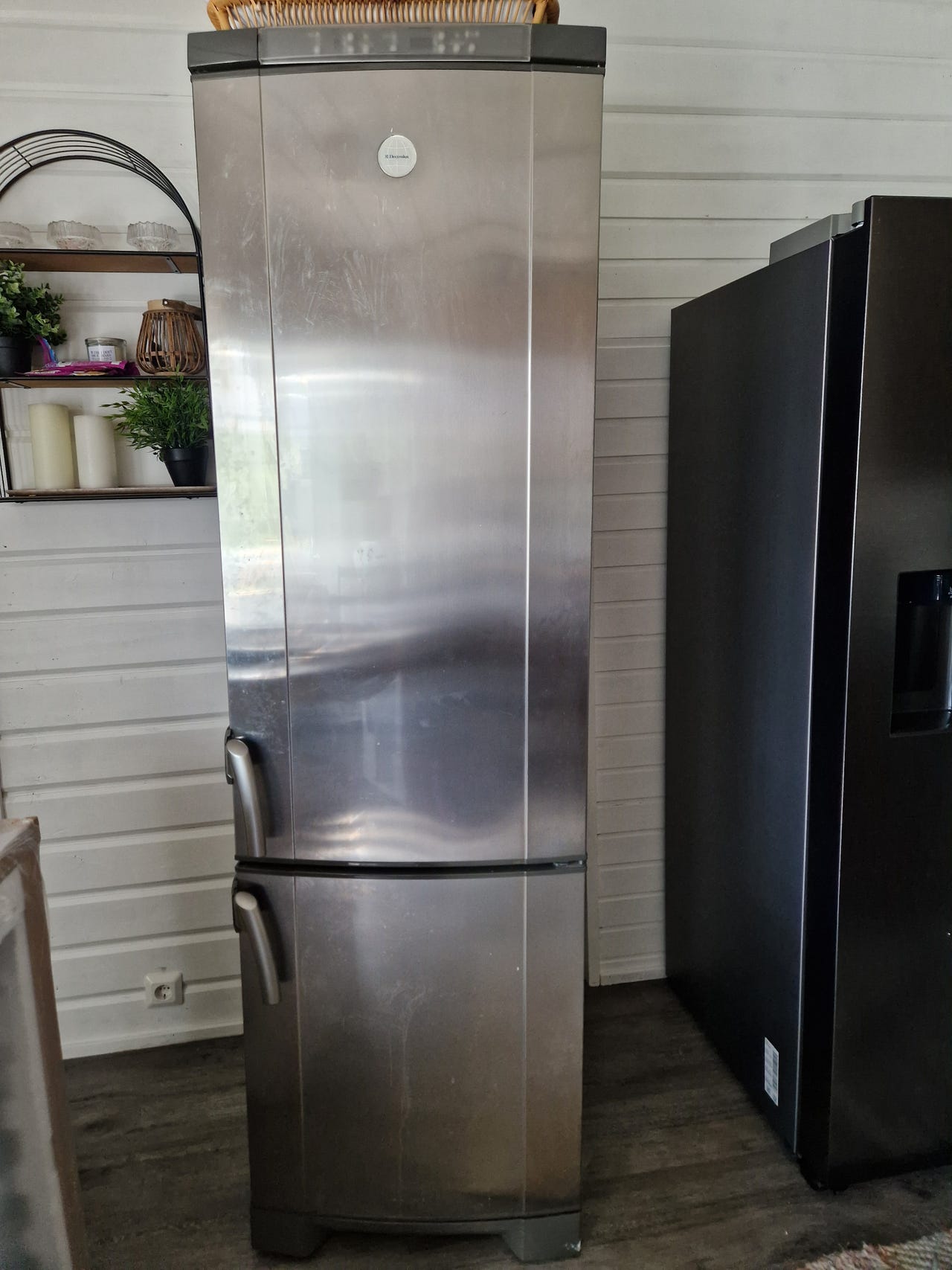 Electrolux ERB4002X jääkaappipakastin rosteri