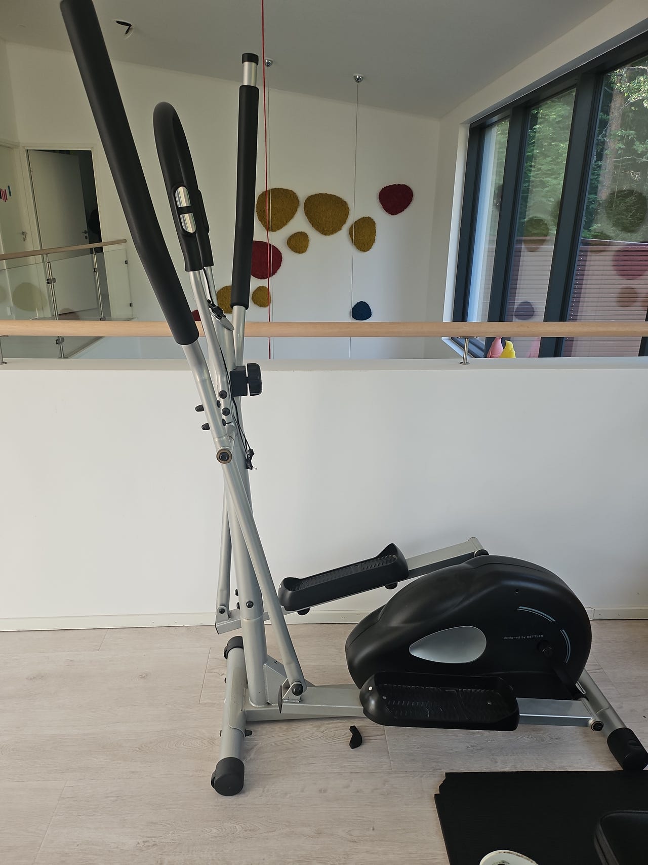 SVEM-Crosstrainer kotikäyttöön CT500 magnetic