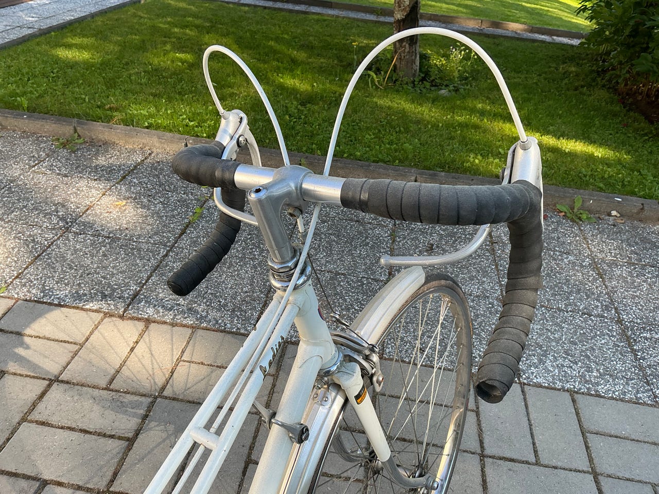 Retromaantiepyörä