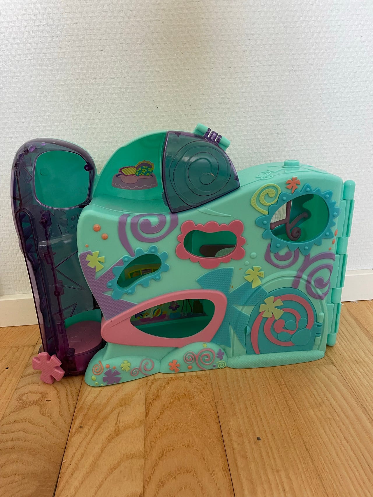 Littlest Pet Shop leikkitalo / leikkisetti
