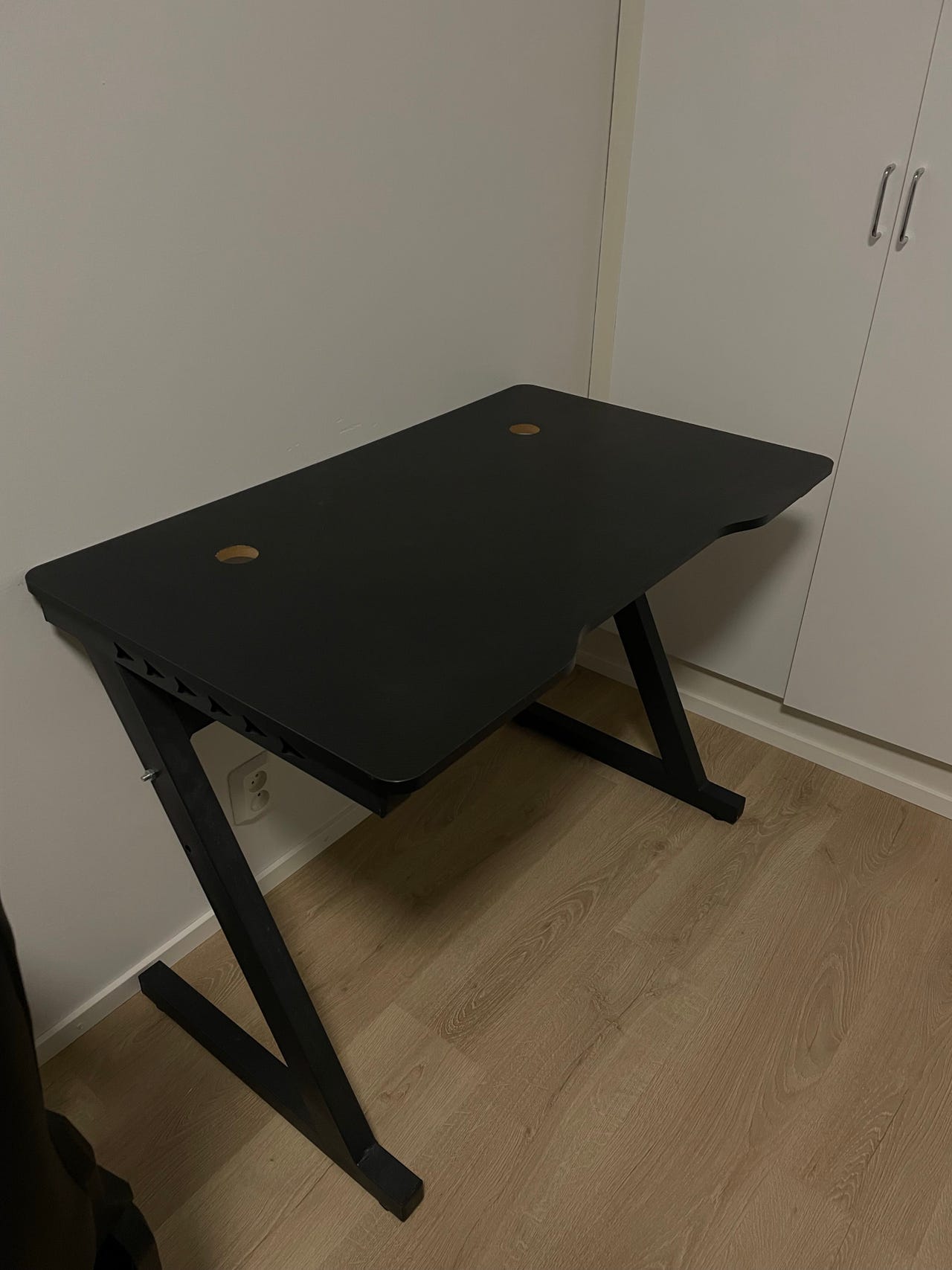 Peli pöytä