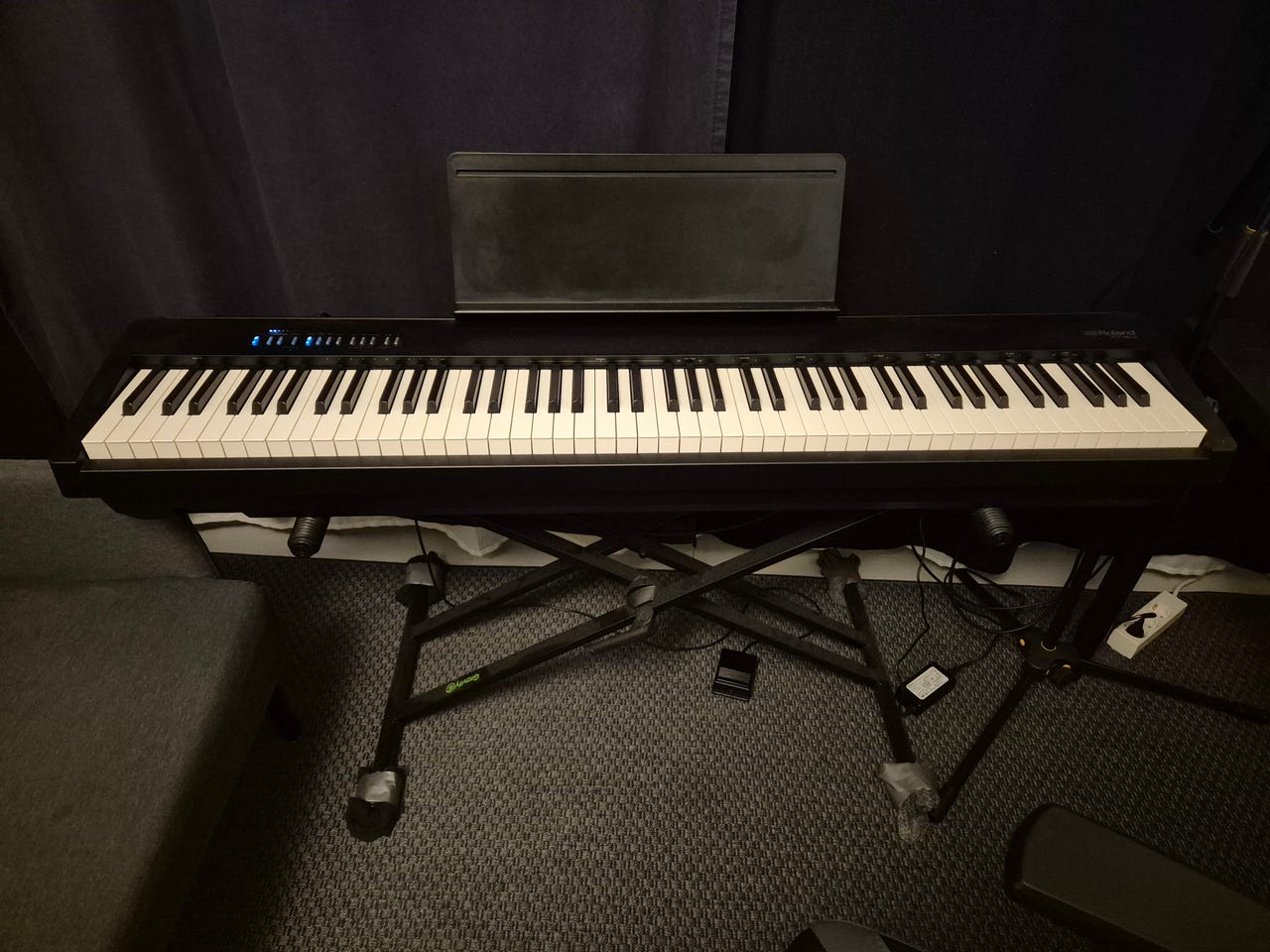 Roland FP-30X BK sähköpiano (takuu voimassa)